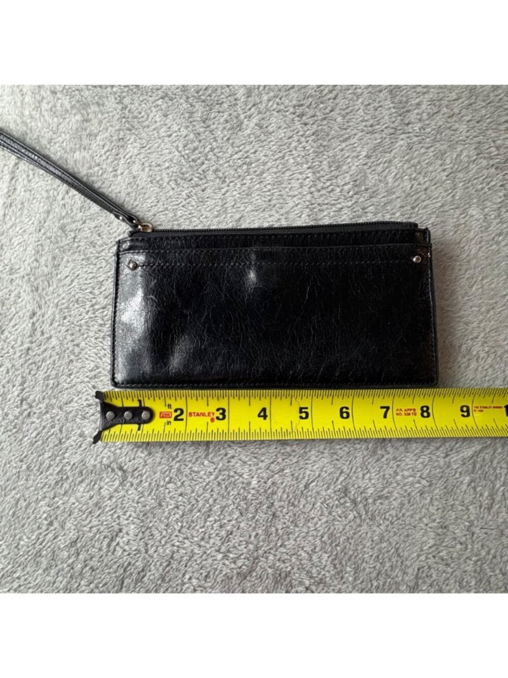 Hobo Black Leather Wristlet Wallet With Card Slots  Zippered Pouch 8"x4.5" - Picture 4 of 8
